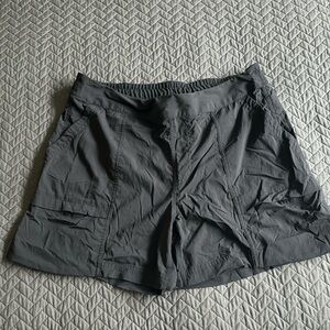 Rei savanna trails shorts  Black - size M